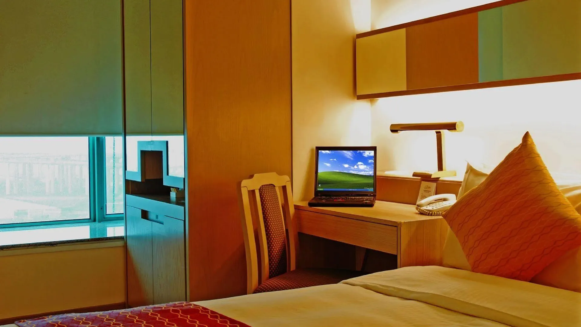 Rambler Oasis Hotel Hong Kong 3*,